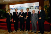 (From left to right) Mr Daniel LI (Deputy Commissioner of ICAC, HKSAR), Mr Bruce SWARTZ (Deputy Assistant Attorney General, Department of Justice, USA), The Hon Justice WOO Kwok-hing (Commissioner on Interception of Communications and Surveillance, HKSAR), Dr. Timothy TONG (Commissioner of ICAC, HKSAR), The Hon Barry O'KEEFE, AM, QC (Chairman , IGEC), and Mr. Martin KREUTNER (President, European Partners Against Corruption)