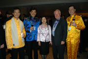 Dr Rushworth KIDDER, President & Founder, Institute for Global Ethics, posed for a picture with Ms Rebecca LI (Symposium Chairlady) and other staff members of the ICAC, HKSAR