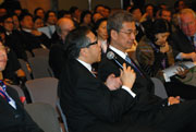 Mr Francis LEE, IDS, Director of Investigation (Private Sector), ICAC, HKSAR, raised points for discussion